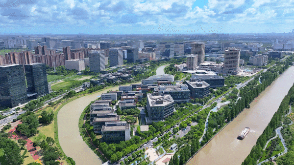 臻邸(2025)最新房价+户型+配套pg模拟器壹江臻邸网站-招商中旅壹江(图25) 臻邸(2025)最新房价+户型+配套pg模拟器壹江臻邸网站-招商中旅壹江(图25)